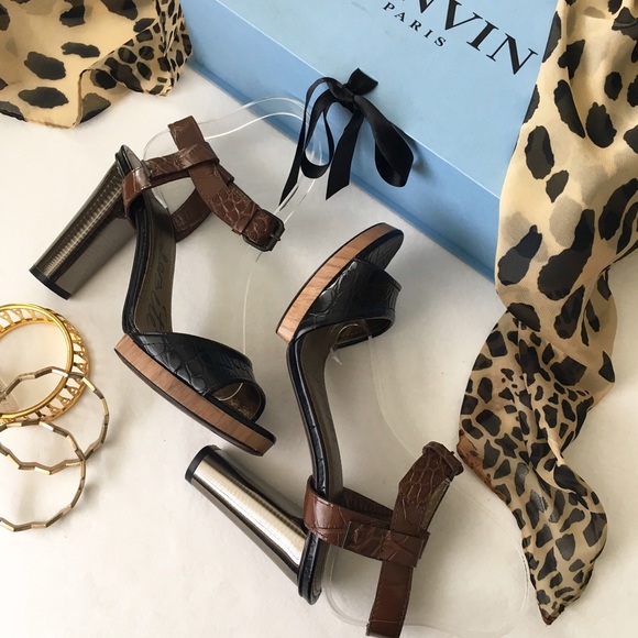 Lanvin Shoes - 👠SALE👠 Lanvin chunky heel two-toned sandals