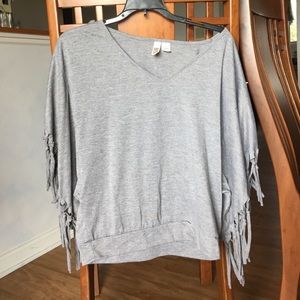 Grey fringe-sleeved top