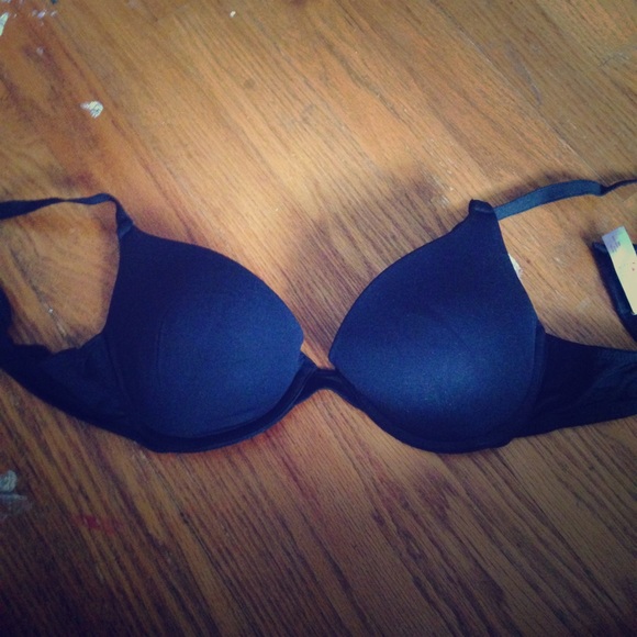 PINK Victoria's Secret black push up bra