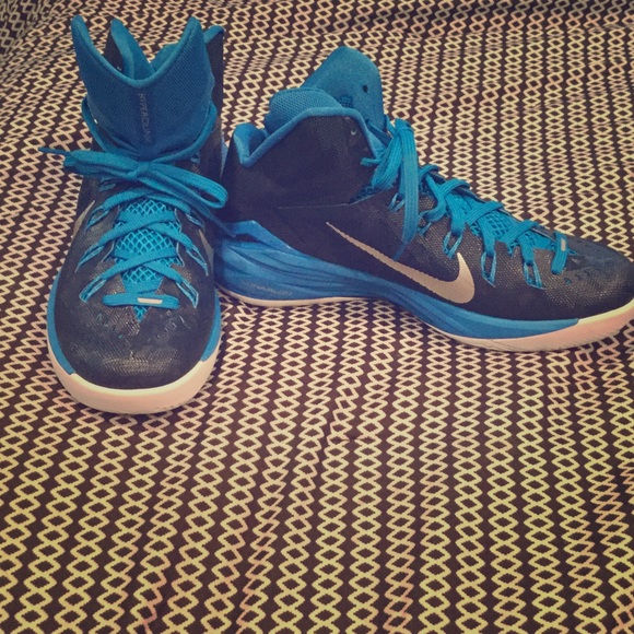 NWOT Nike Hyperdunk 2014