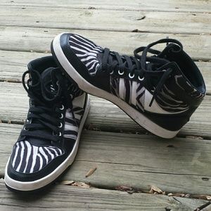 Zebra print Adidas
