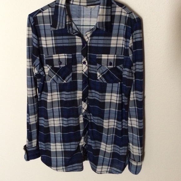 Blue plaid button up - Picture 2 of 3