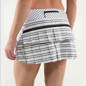 Lululemon pacesetter skirt size 6 regular
