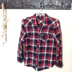 Red/blue/white plaid button up.