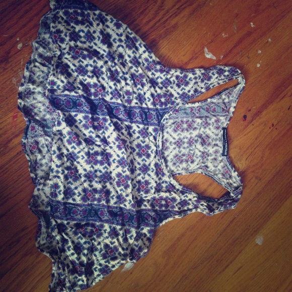 Brandy Melville crop top