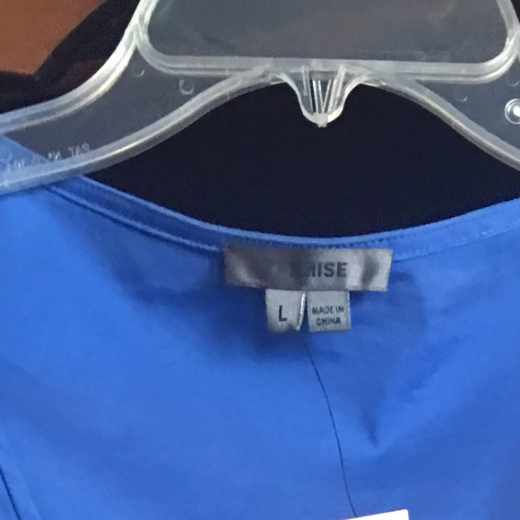 NWT blue top - Picture 4 of 4