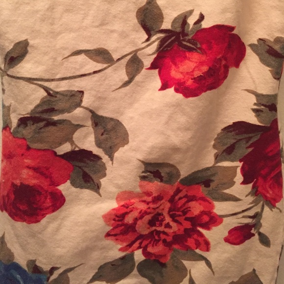 Flower dress - Picture 2 of 3