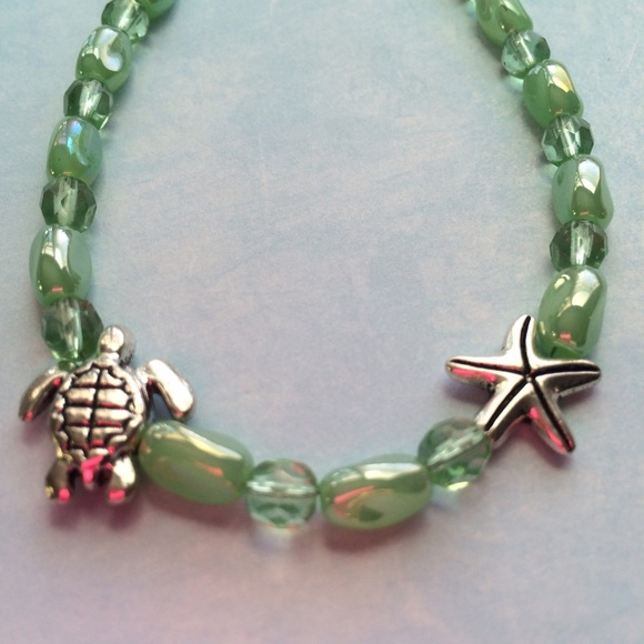 Pretty Green Adventurine  Ankle Bracelet - Picture 3 of 4