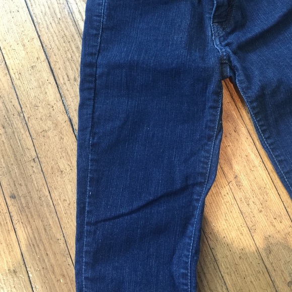 Levi's boot cut legging Jean - Picture 2 of 3