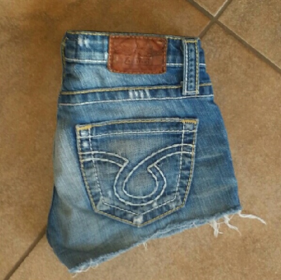 Big Star 'Liv' Fit Cutoffs Size 25 - Picture 1 of 4