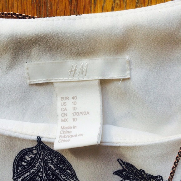 H&M print dress - Picture 3 of 4