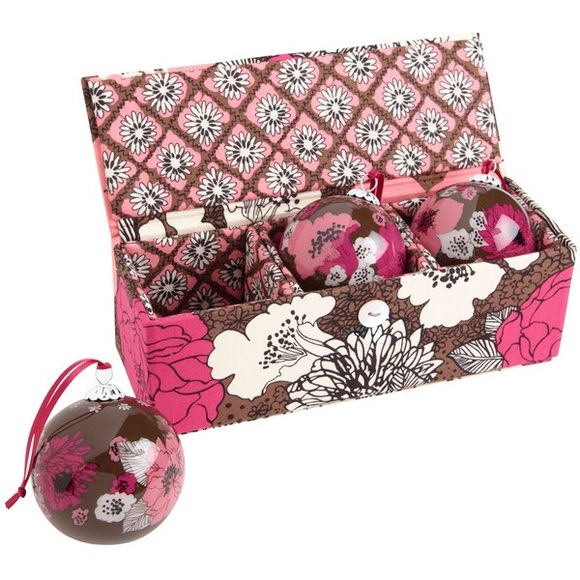 Vera Bradley Ornament Trio: Mocha rouge