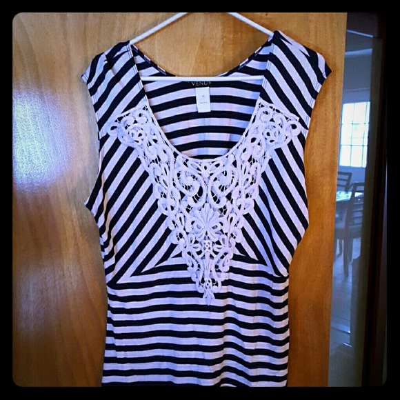 Blue and white sleeveless shirt