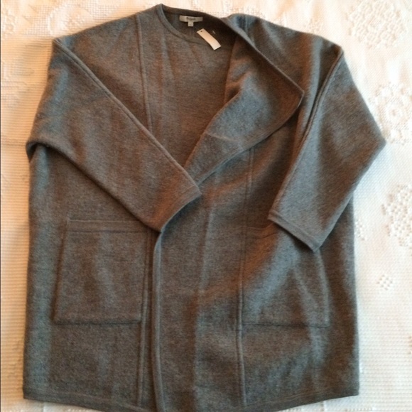 Charcoal gray Madewell cocoon sweater