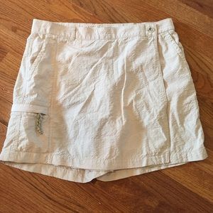 Womens Columbia pfg skirt with shorts