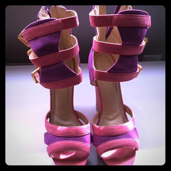 Lola shoetique wedge sandal