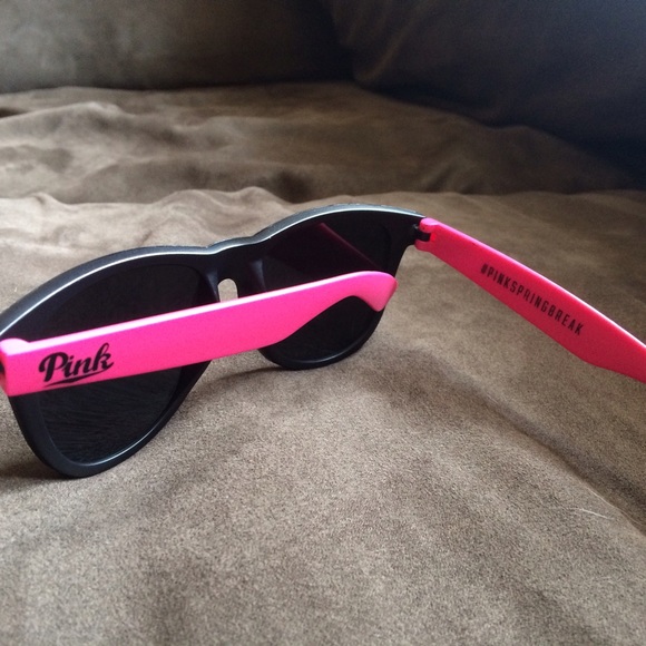 🚫SOLD🚫 PINK Sunglasses - Picture 2 of 4
