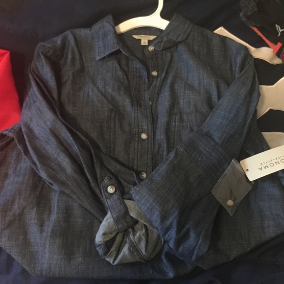 Tunic style denim colored shirt - Picture 2 of 3