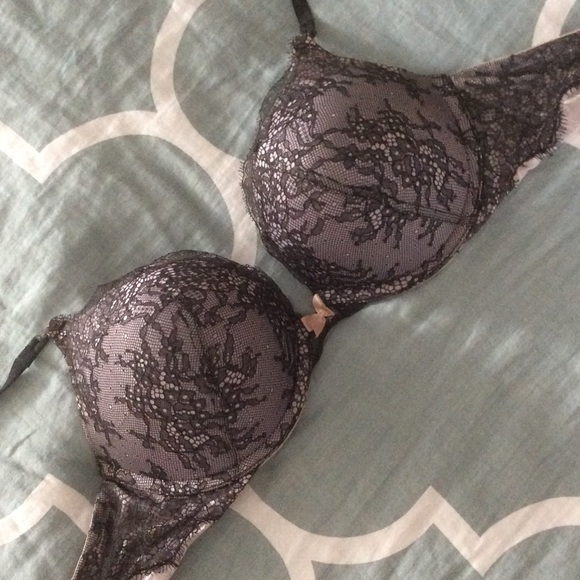 🔴sold on ebay🔴 bombshell push-up