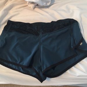 Lululemon navy blue printed shorts