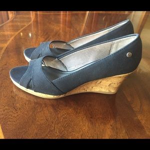 Wedged heels - black