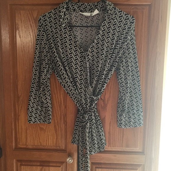 Worthington blouse black and white print