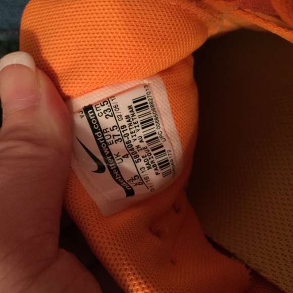 Nike Free 4.0 V3 - Picture 3 of 3