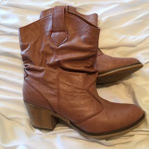 Rue 21 Boots