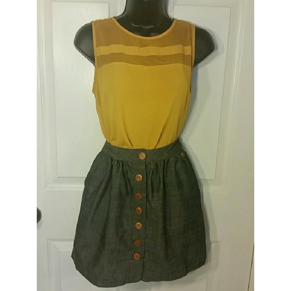 Forever 21 Mustard Yellow Top
