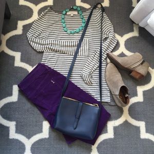 Anne Taylor Loft Tshirt