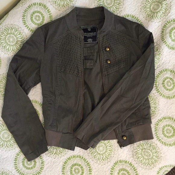 Gentle Fawn- Army Green Jacket - Picture 1 of 2