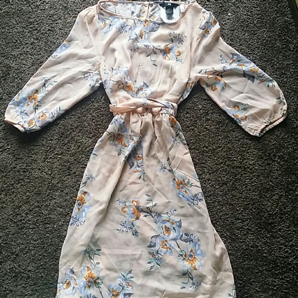 H&M long sleeve dress final markdown