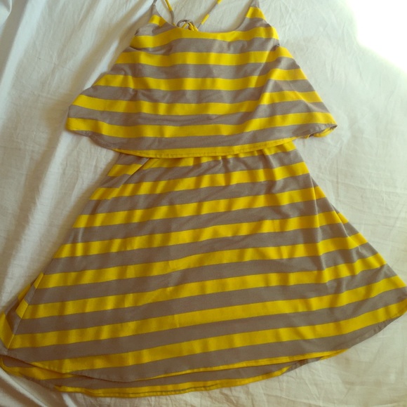 semi casual adorable dress!!