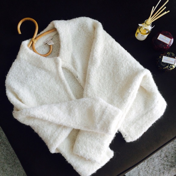 H&M white alpaca blend jacket