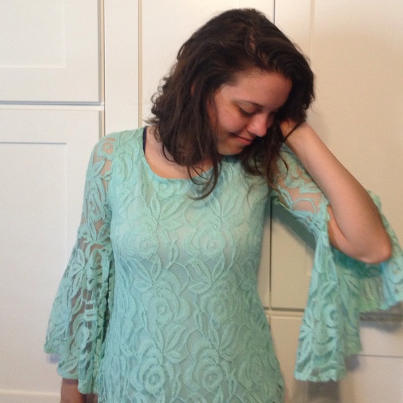 Teal lacy blouse