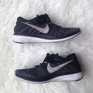 Nike Flyknit Lunar 3