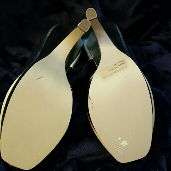 Silver sz8 Platform heels - Picture 3 of 4