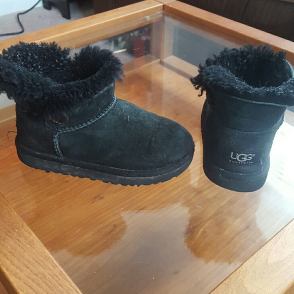 Childrens Uggs Black
