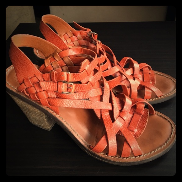 Leather Lucky Brand sandals