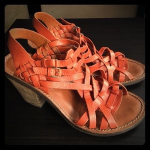 Leather Lucky Brand sandals