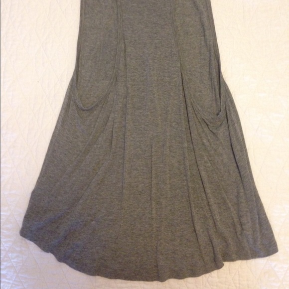 Grey Tank Top - Picture 3 of 4