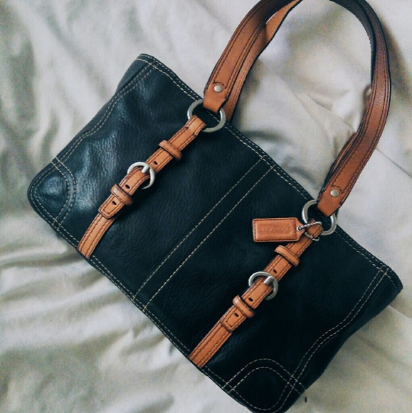 [FLASH SALE] Coach ^ brown leather bag [authentic]