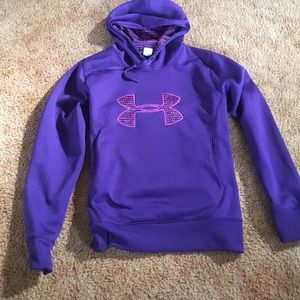 Under armour sweatshirt