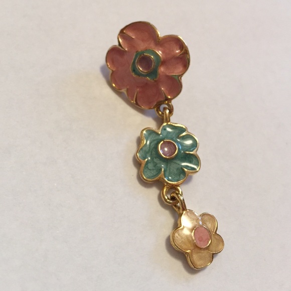 Flower Dangling Earrings - Picture 2 of 4