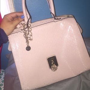 Light pink Guess bag👜