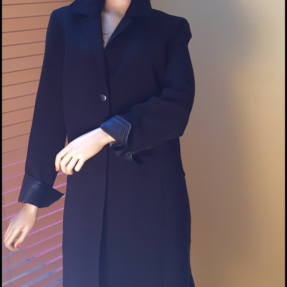 Jones of New York Other - Jones 3/4 length leather men's  style coat New