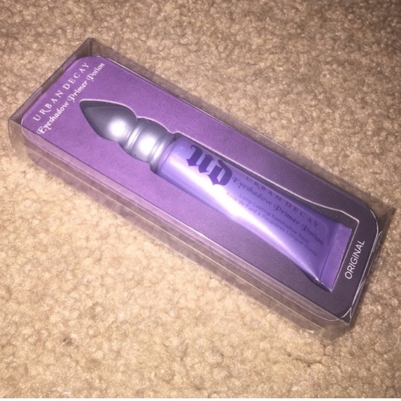 Urban Decay eye potion primer