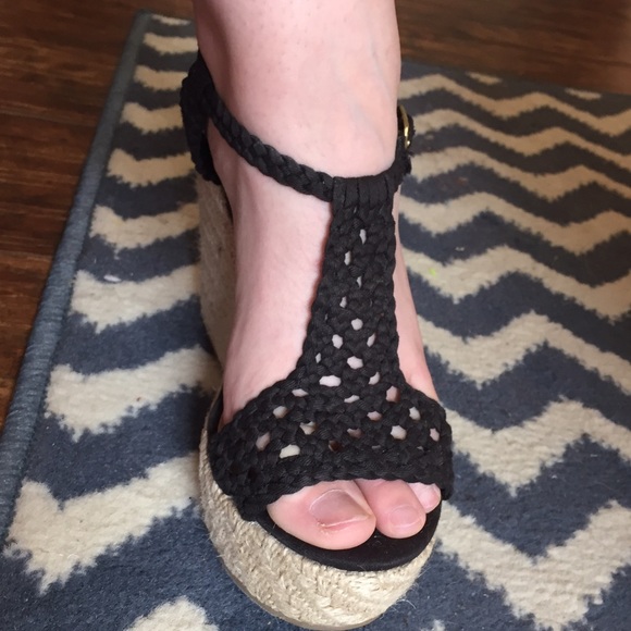 Mossimo Wedge Heels - Picture 3 of 3