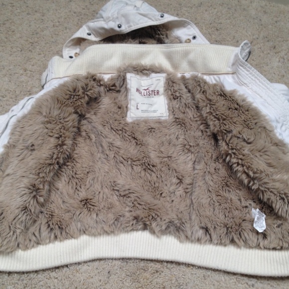 Faux Fur Lined Jacket - Picture 2 of 3