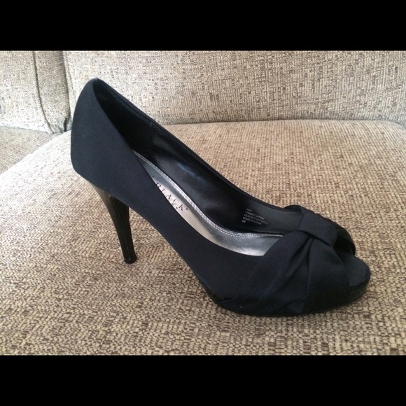 White House Black Market shoes